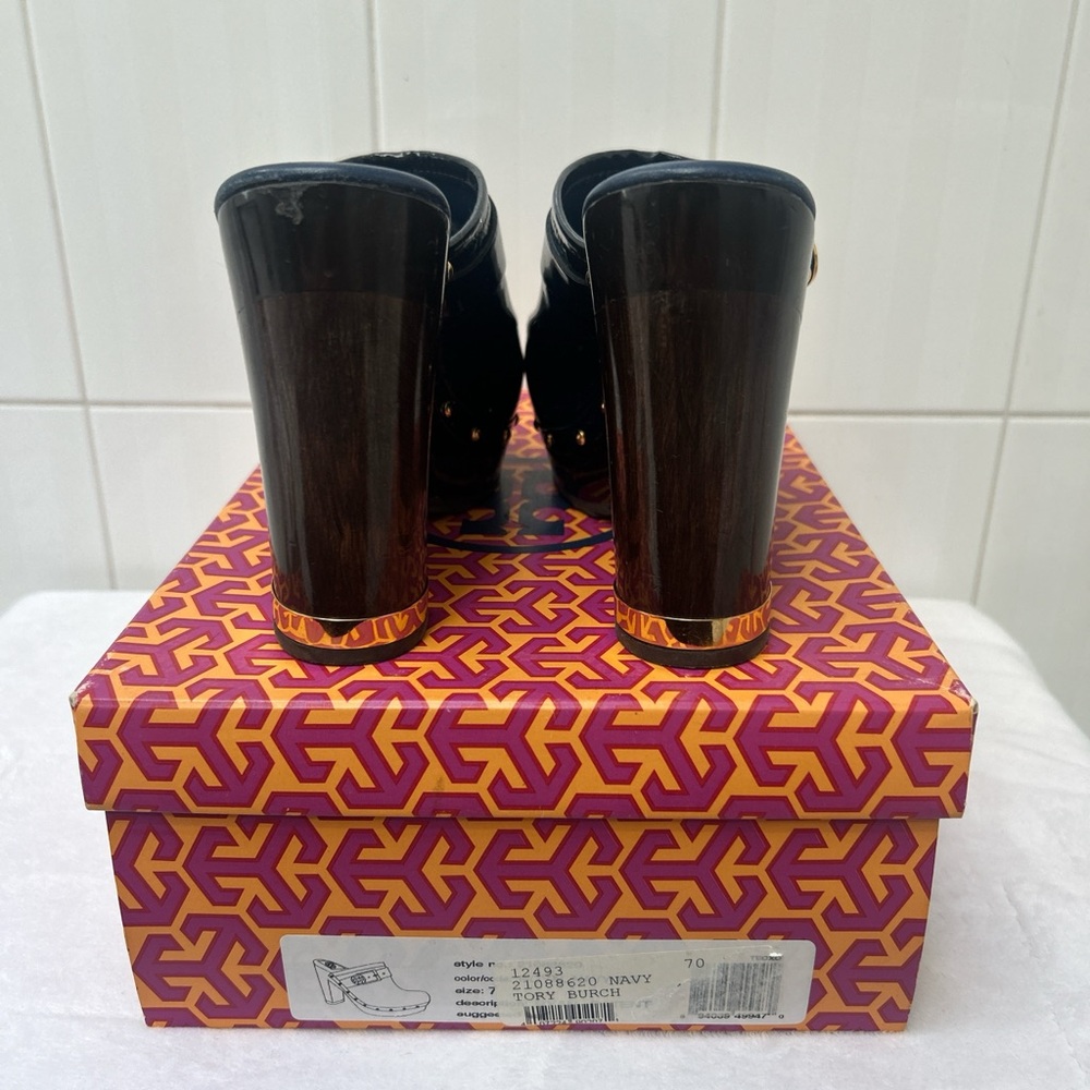 Tory Burch Navy Mules with Gold Details - Picture 3 of 7